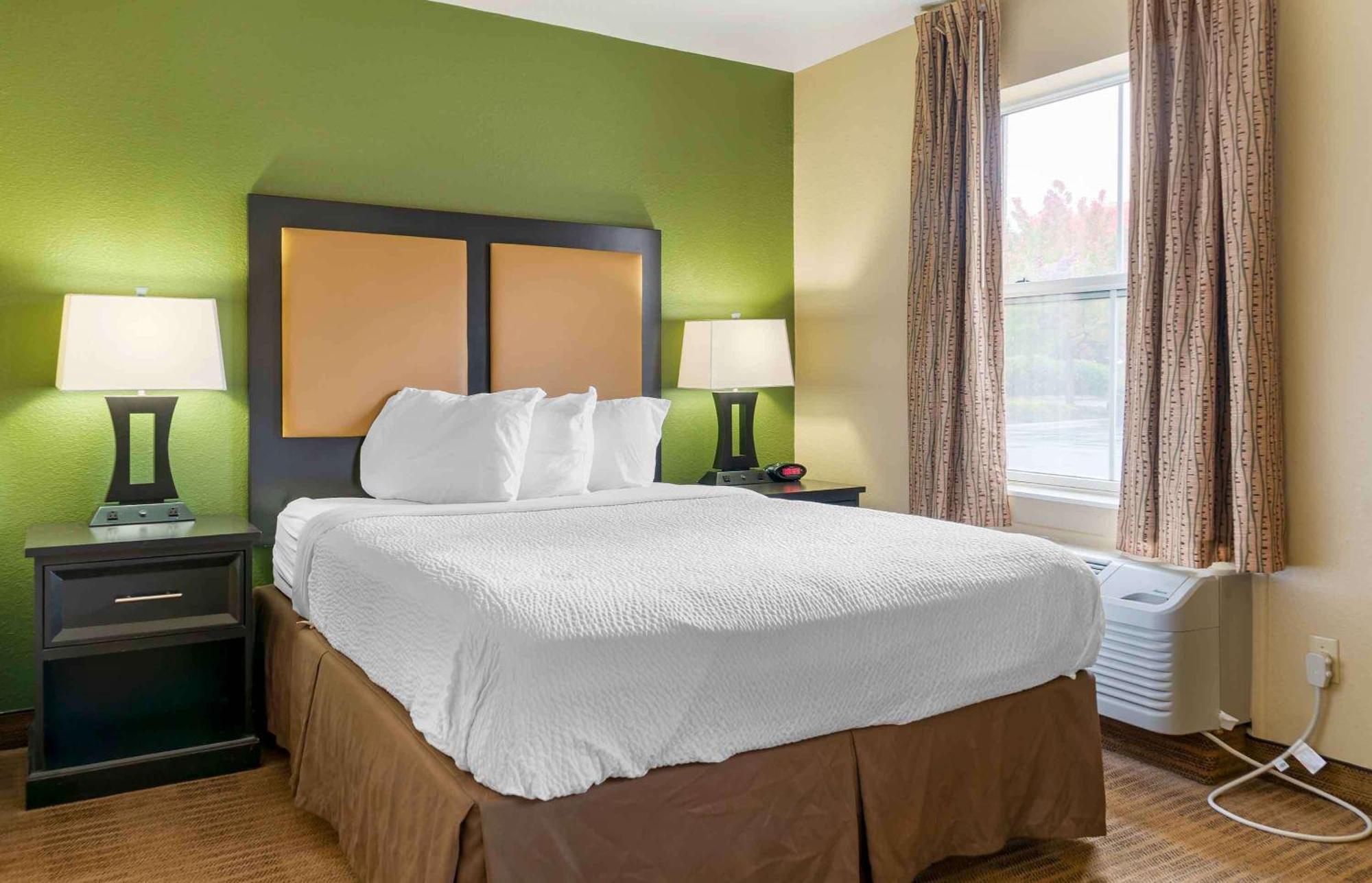 Extended Stay America Suites - Detroit - Novi - Orchard Hill Place Northville Exterior photo
