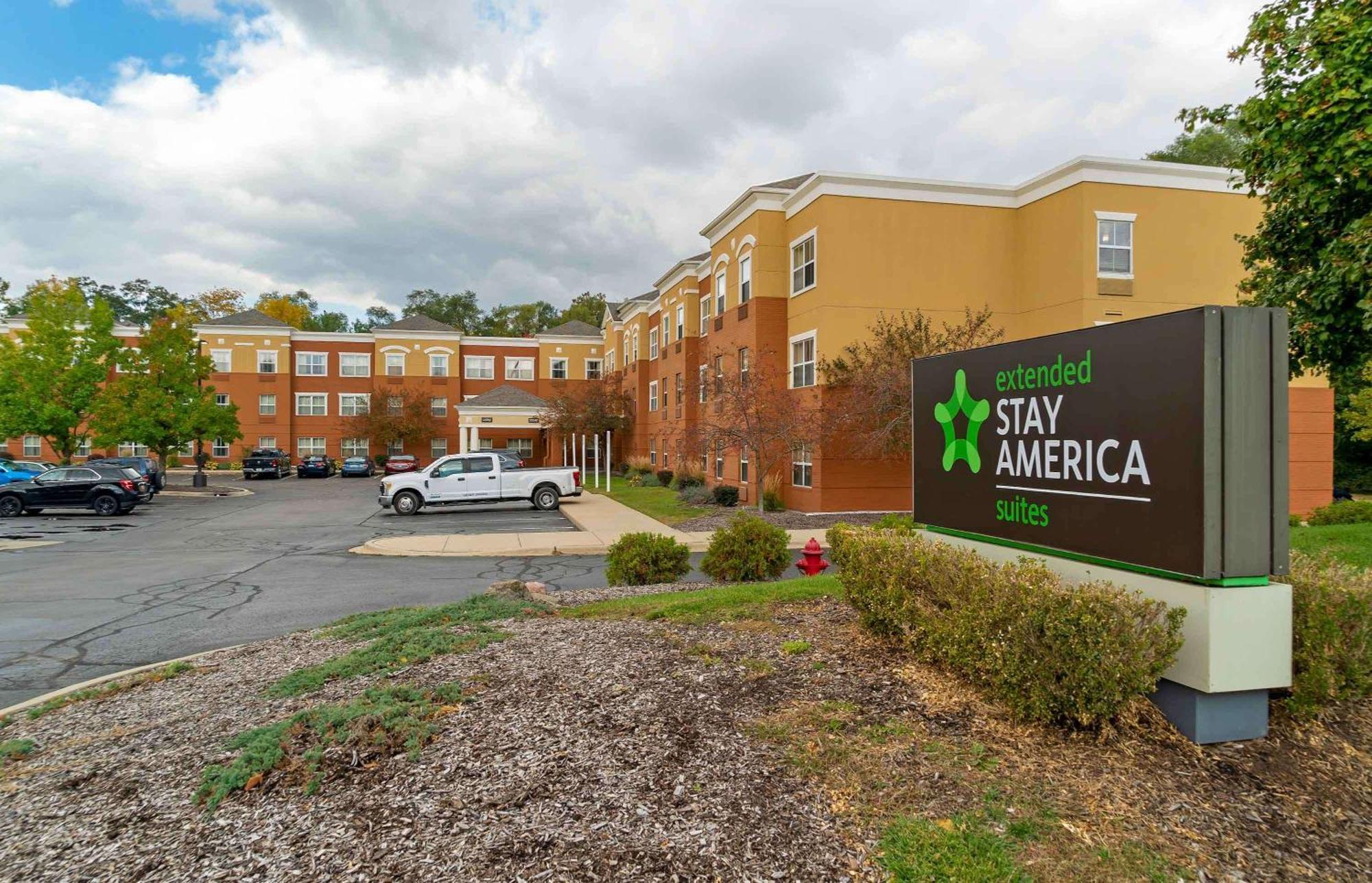 Extended Stay America Suites - Detroit - Novi - Orchard Hill Place Northville Exterior photo